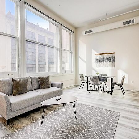 Cozysuites - 2Br With Direct Skybridge Access #1 Indianapolis Esterno foto