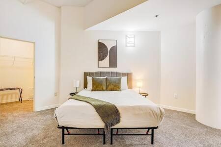 Cozysuites - 2Br With Direct Skybridge Access #1 Indianapolis Esterno foto