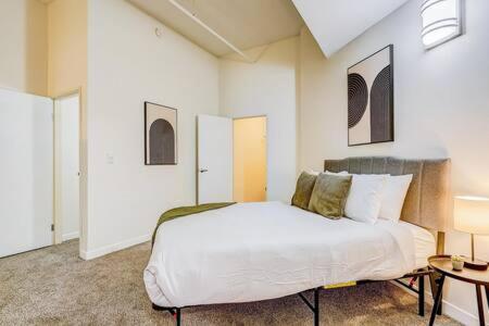 Cozysuites - 2Br With Direct Skybridge Access #1 Indianapolis Esterno foto